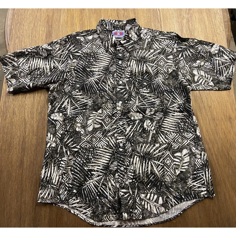 Vintage All American Short Sleeve Casual Button Up Shirt Jungle Themed Large